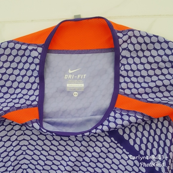 Nike dri Fit long sleeve - Picture 2 of 2